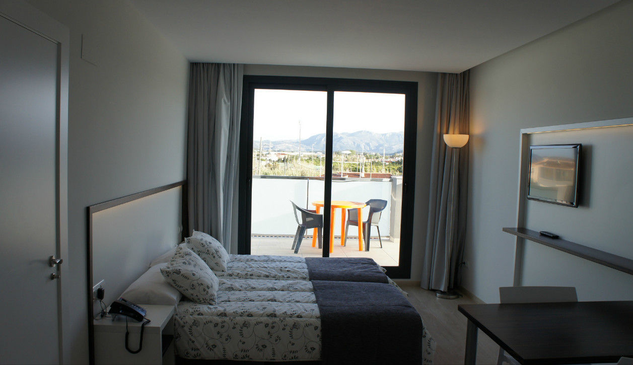 Aparthotel Playa Oliva Buitenkant foto